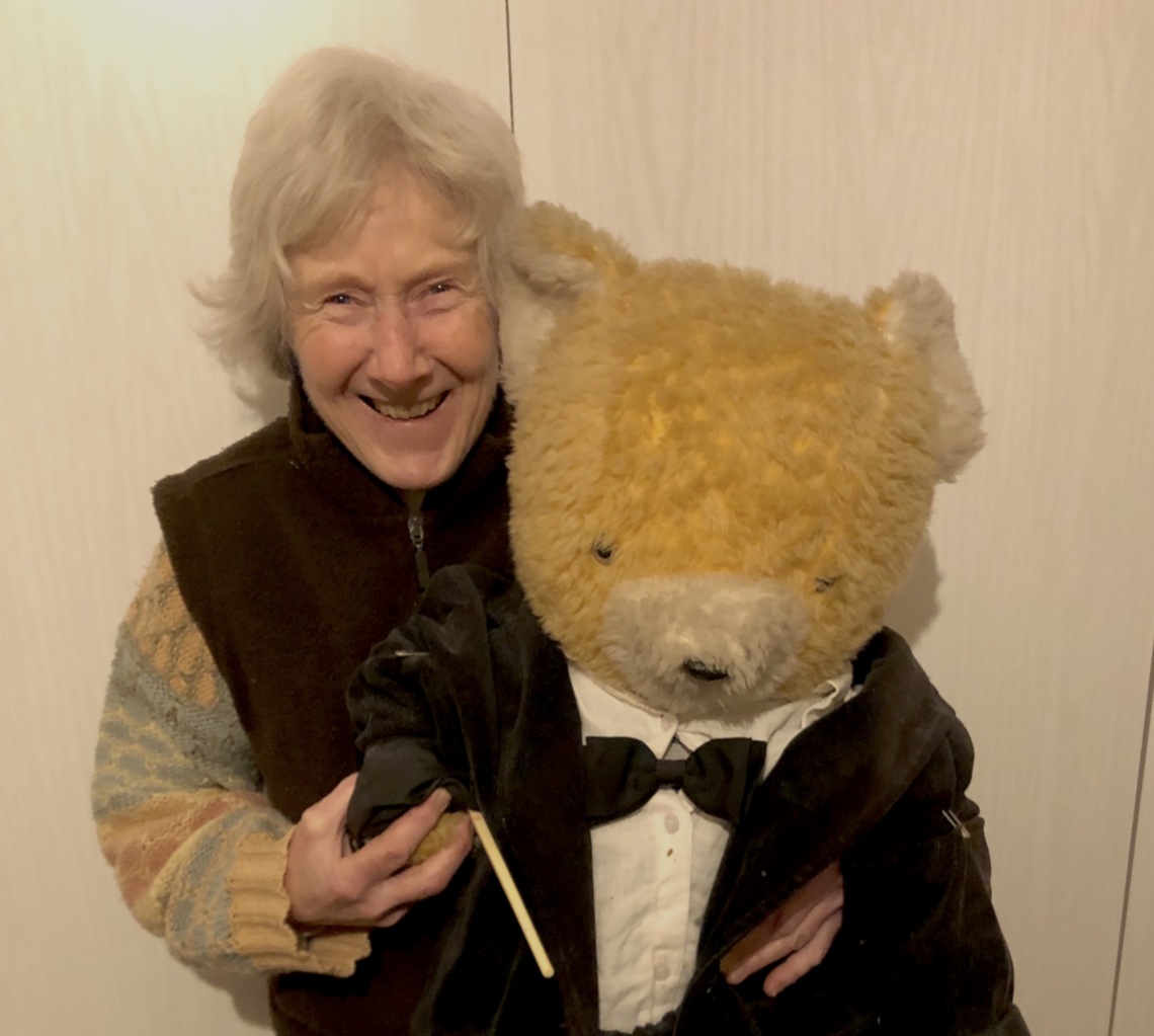 Margaret and Big Ted give the beat